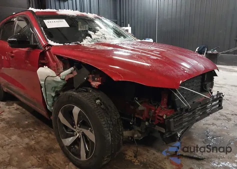 2025 Jaguar F-Pace R-Dynamic S P400 Awd Automatic z USA, uszkodzony, nr VIN SADCT2FU0SA748548